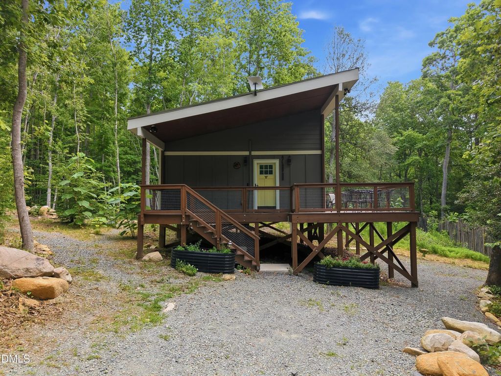 260 Stone Wall Road, Pittsboro