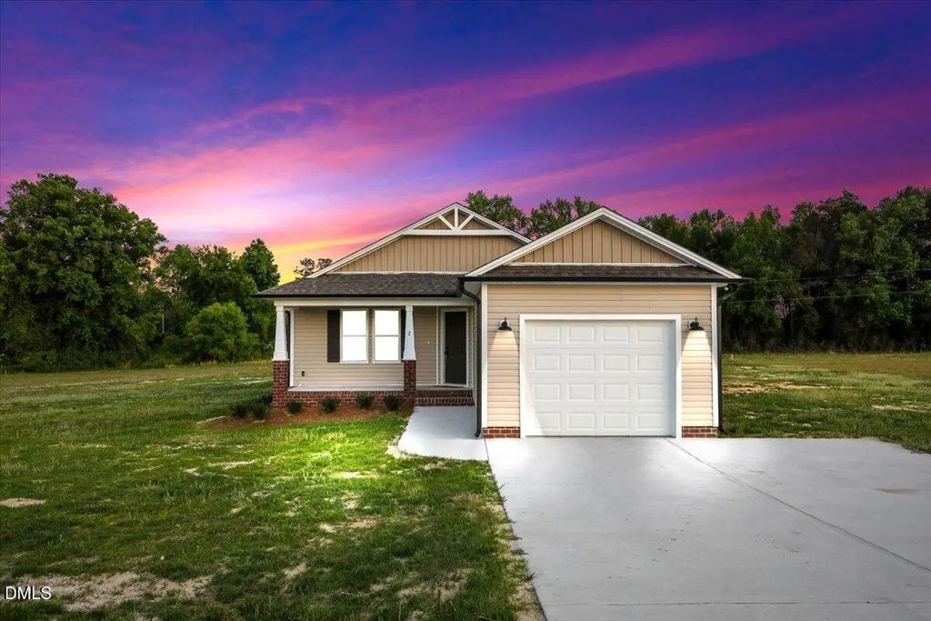 52 Grace Pond Avenue, Benson