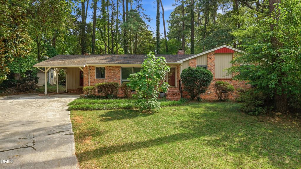 6701 Millbridge Court, Raleigh