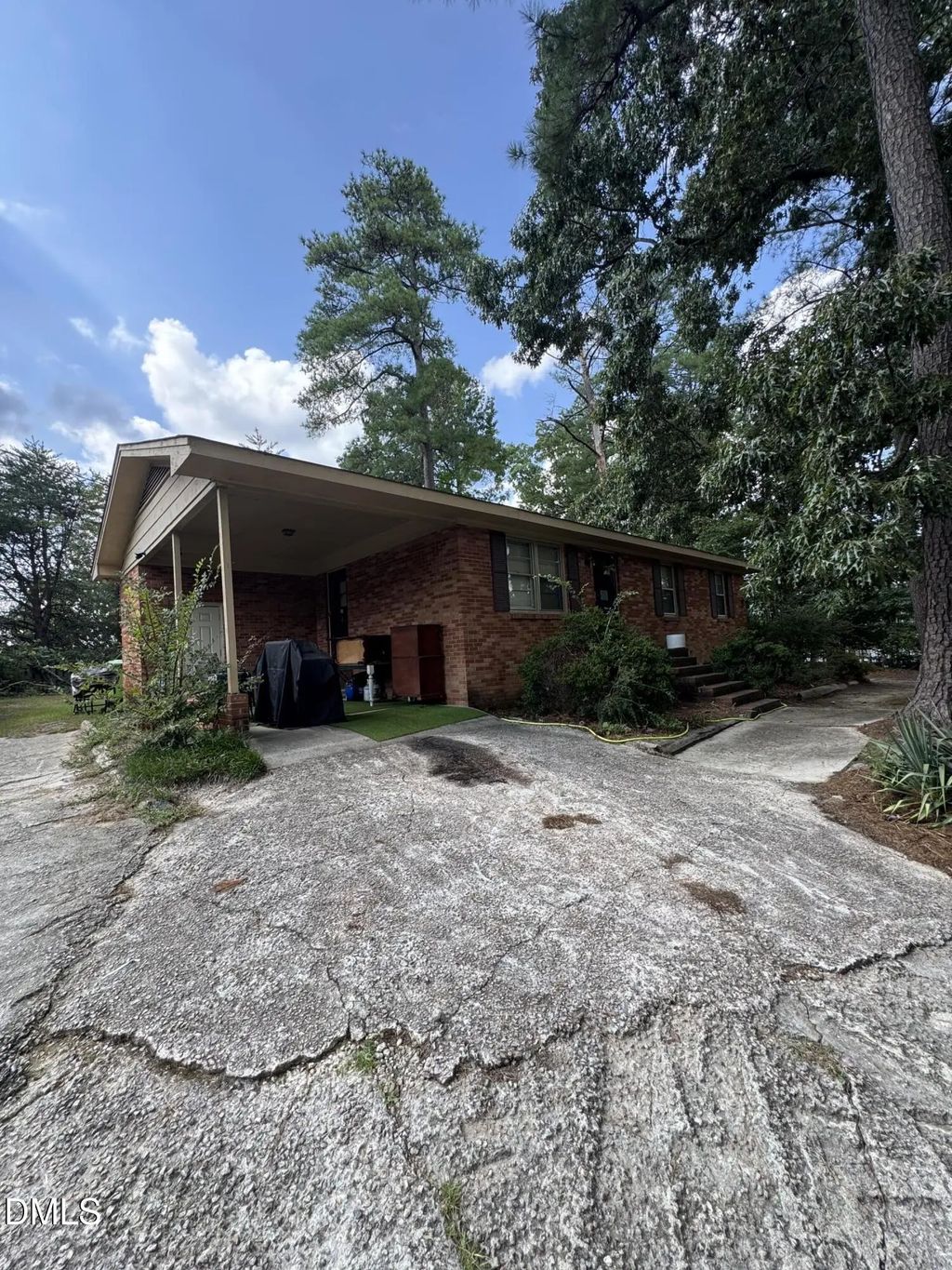 6200 Fox Road, Raleigh