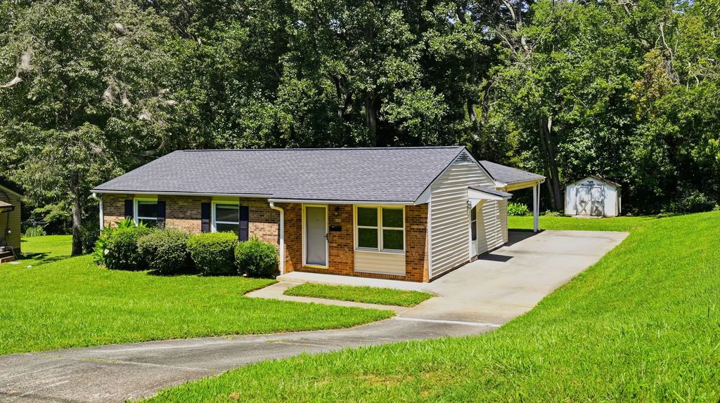 4140 Sunflower Circle, Winston-Salem