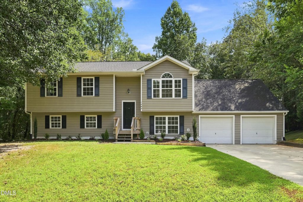 1464 Huntdell Main Drive, Wendell