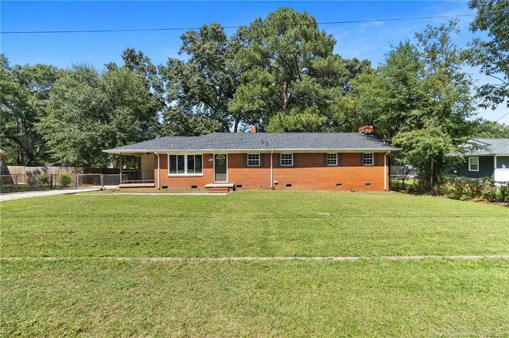 1223 Stansfield Drive, Fayetteville
