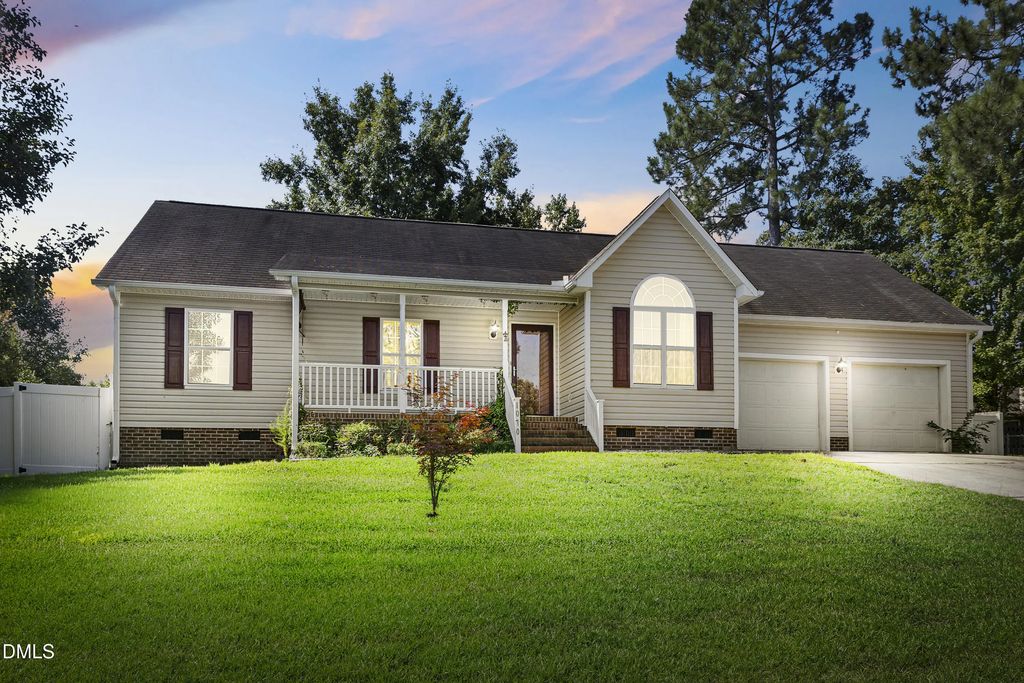 1070 Roundabout Road, Cameron