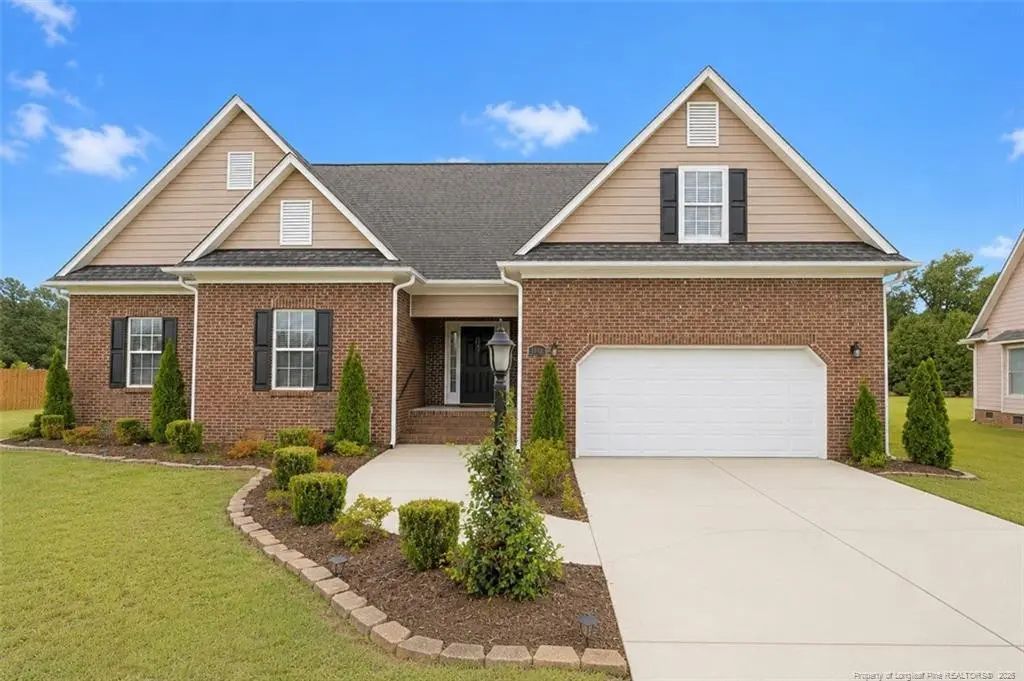 1918 Sunshine Court, Hope Mills