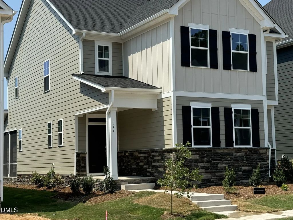 744 Longleaf Grove Lane, Knightdale