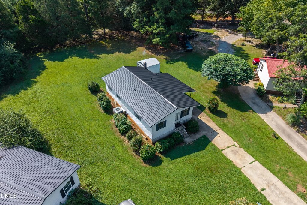 111 Brown Circle, Norlina