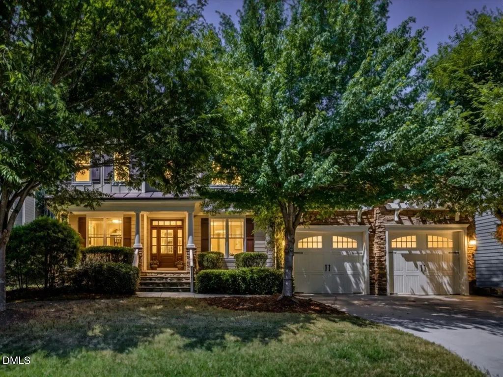 637 Peach Orchard Place, Cary