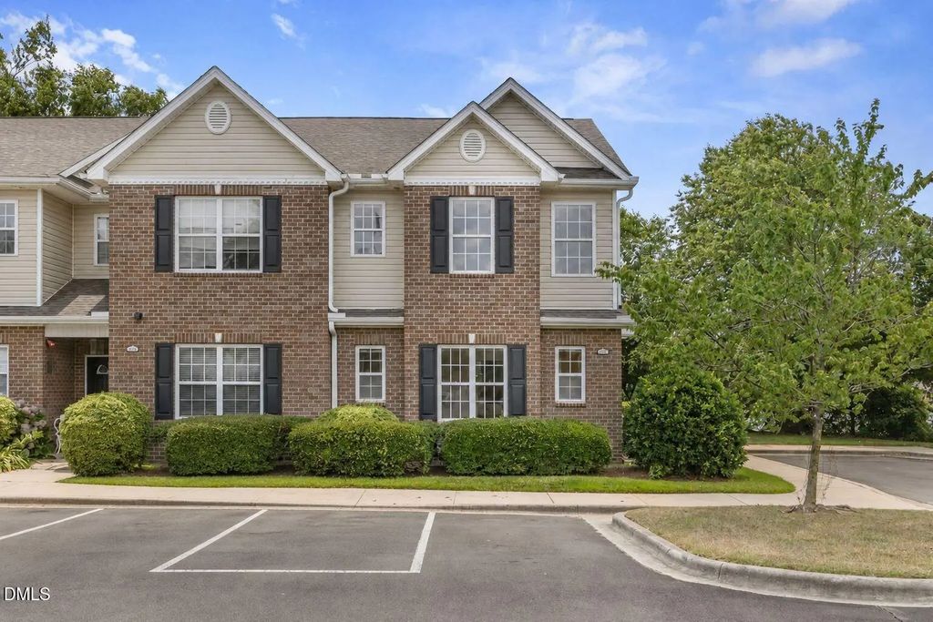 352 E Willhaven Drive, Fuquay Varina