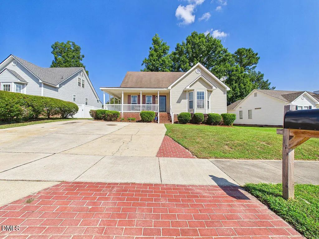 2301 Lockwood Folly Lane, Raleigh