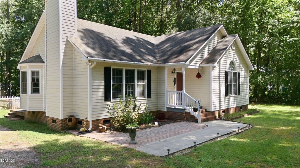 249 Wyndfall Lane, Clayton