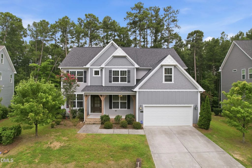 244 Holsten Bank Way, Cary