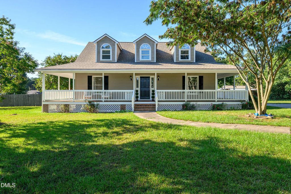3008 Red Circle, Willow Springs