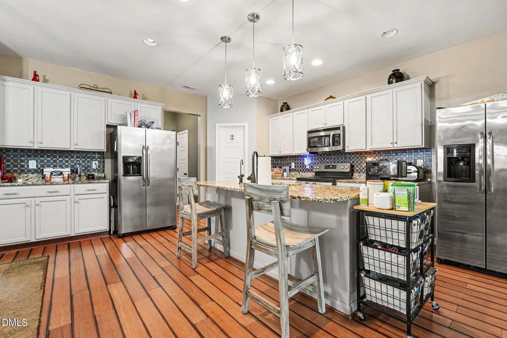 88 Shepard Drive, Linden