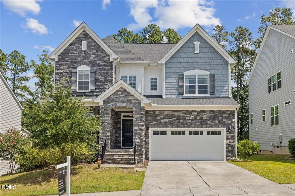 332 White Iris Lp, Cary