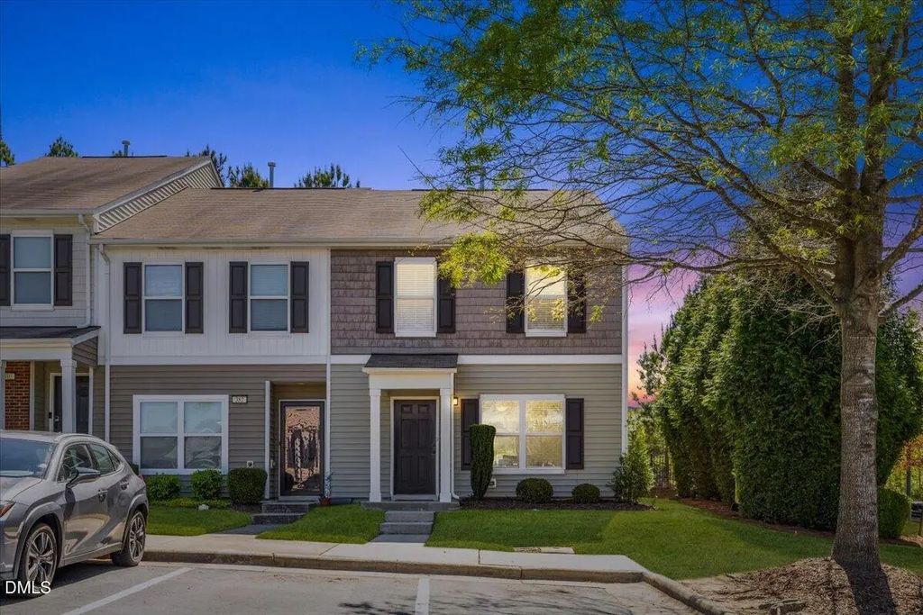 100 Stratford Lakes Drive 384, Durham