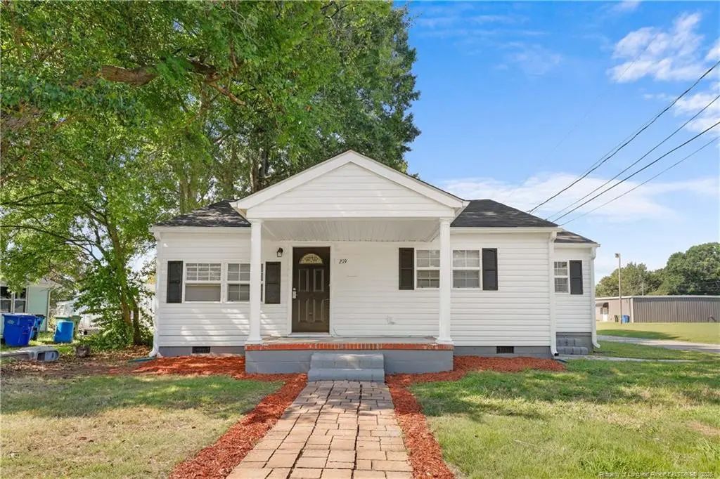 219 W Brocklyn Street, Benson