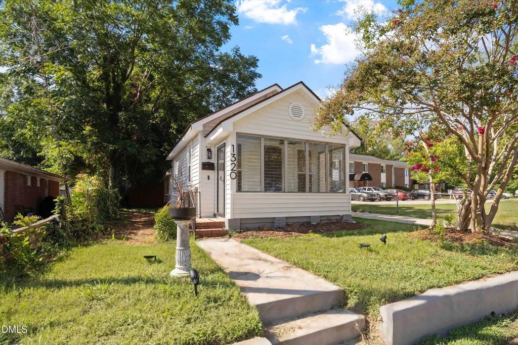 1320 Oakwood Avenue, Raleigh