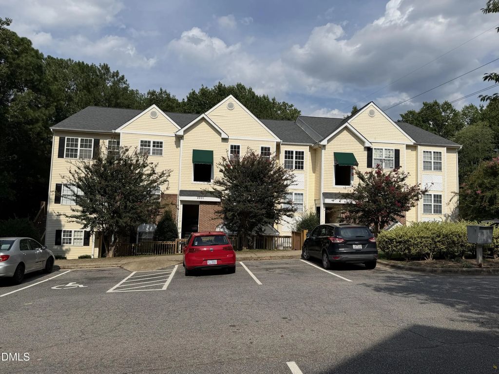 2201 Mountain Mist Court 302, Raleigh