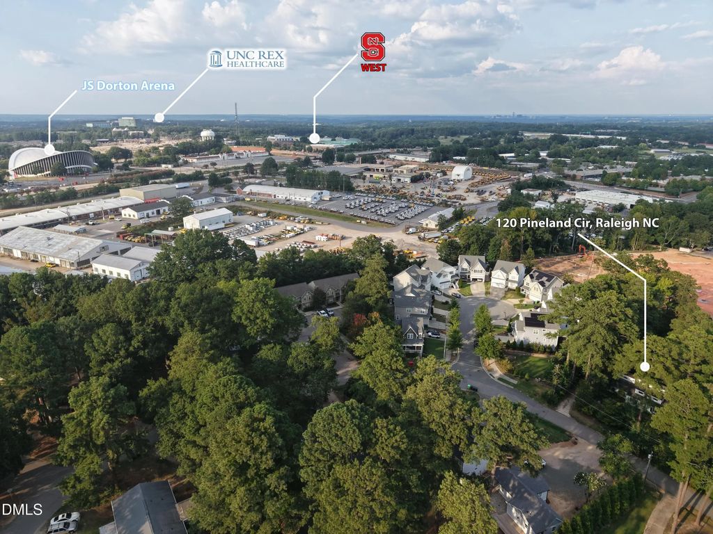 120 Pineland Circle, Raleigh