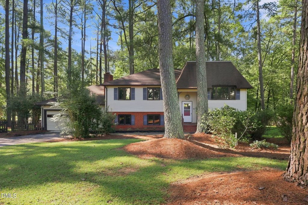 1707 Lynwood Circle, Sanford