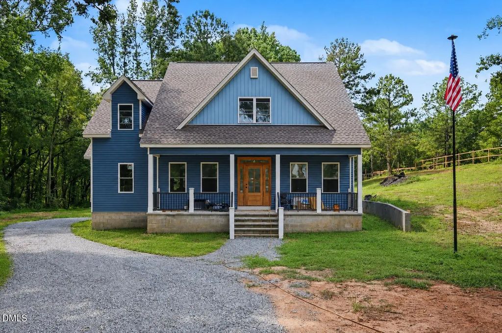 160 Helms-dogwood Road, Benson
