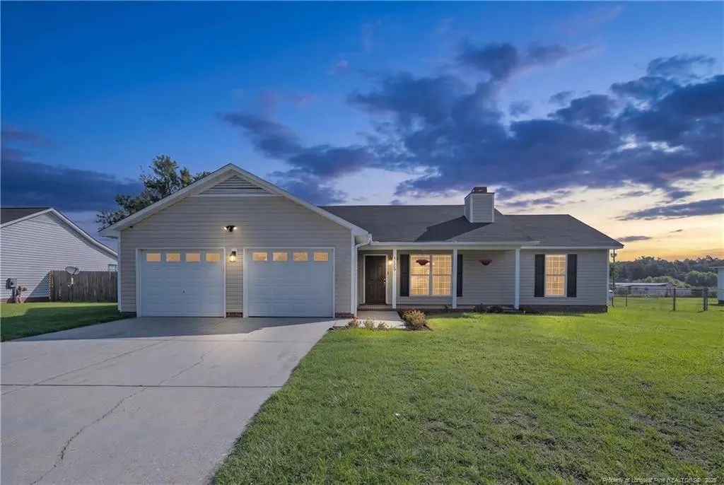 129 Cavalier Drive, Raeford