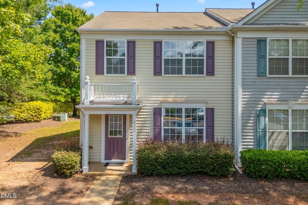 8520 Silhouette Place, Raleigh