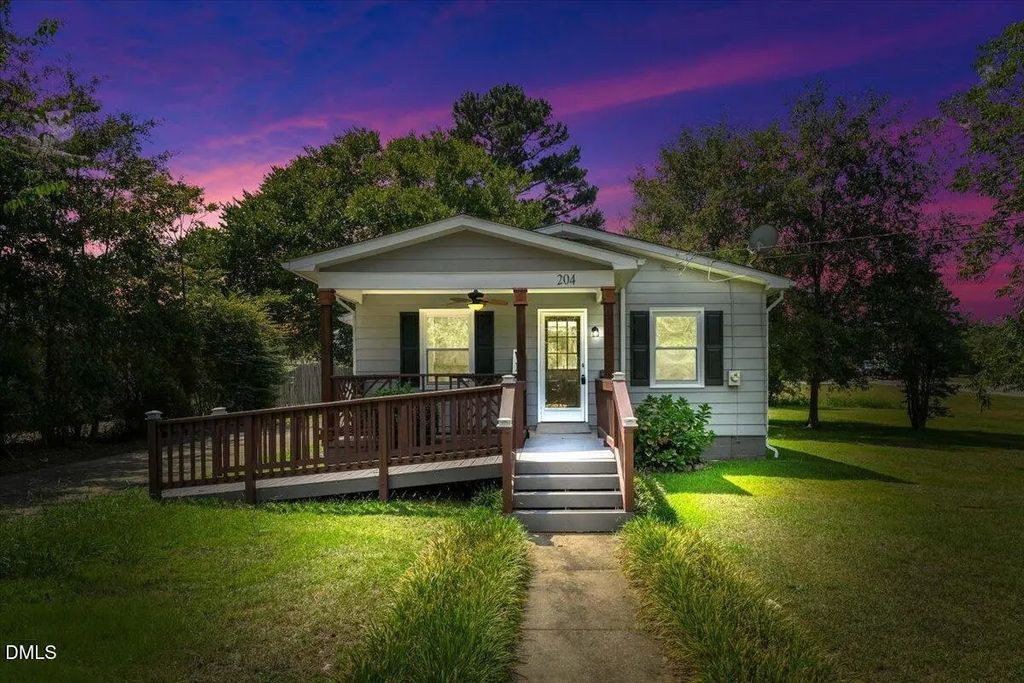 204 E Branch Street, Benson