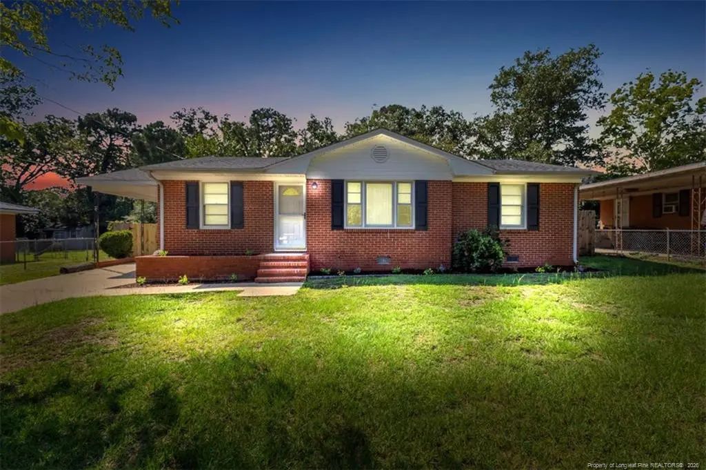 4933 Redwood Drive, Fayetteville