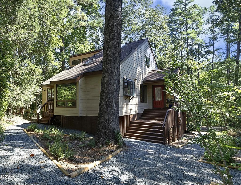 10 Ellen Place, Chapel Hill