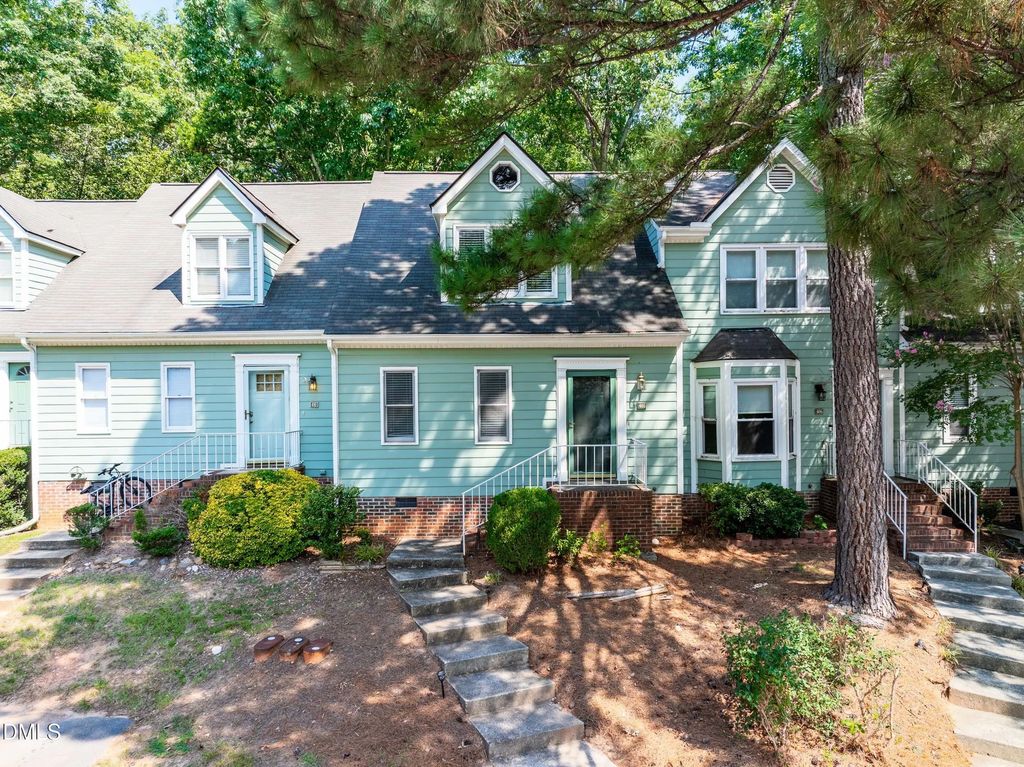 408 Oak Run Drive, Raleigh