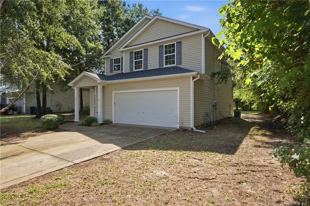 805 Bellingham Way, Fayetteville