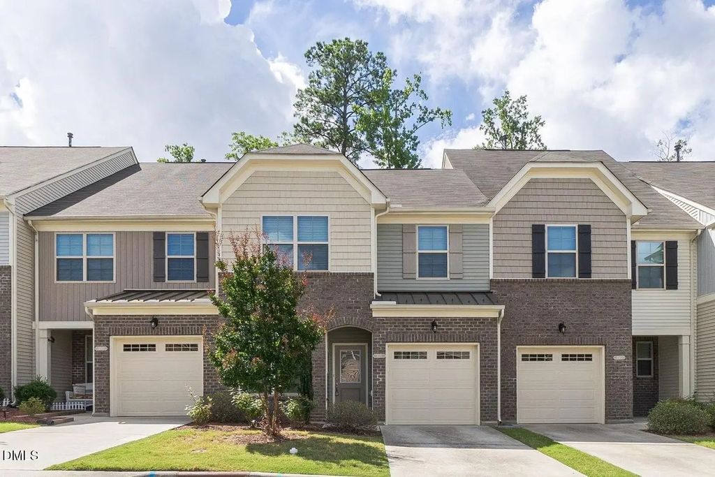 1021 Contessa Drive, Cary