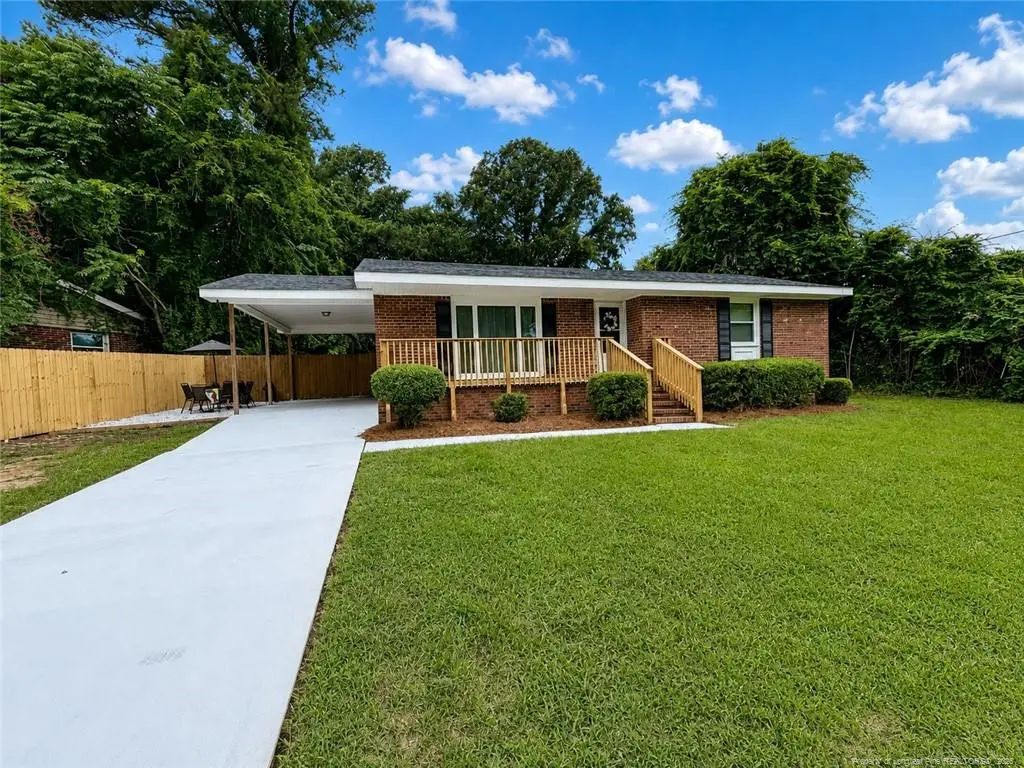 306 Folger Street, Fayetteville