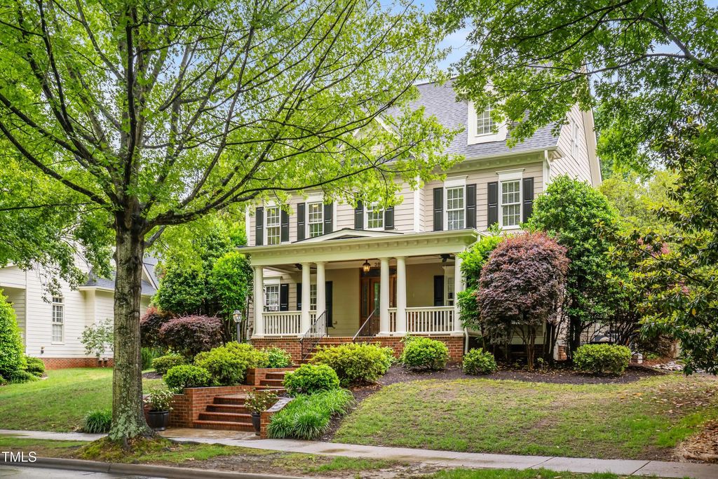 3821 Falls River Avenue, Raleigh