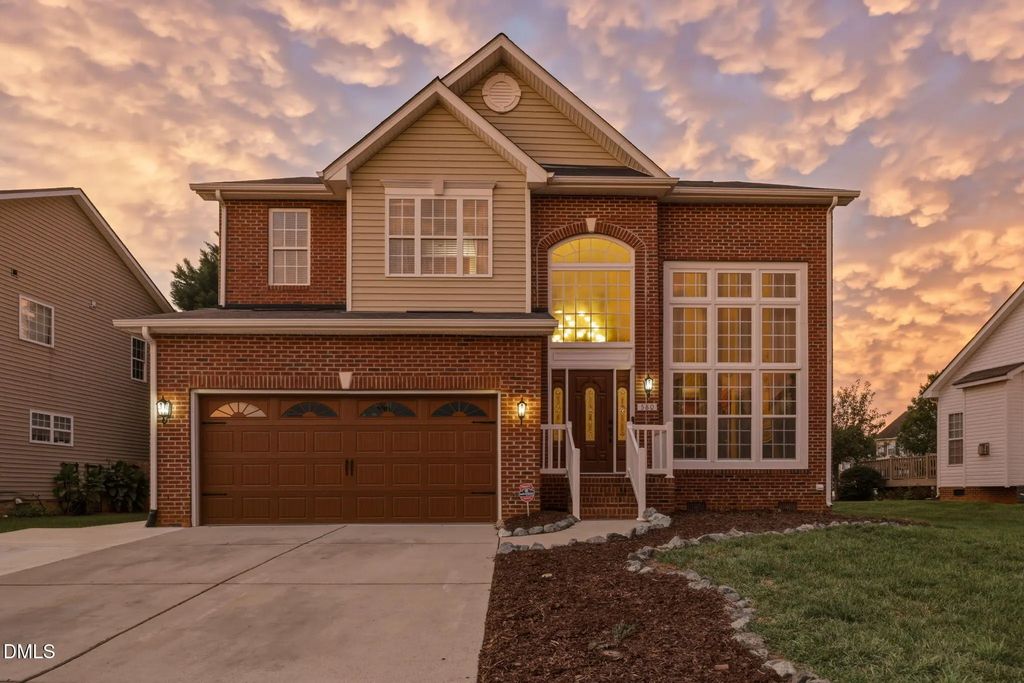 580 Pimlico Circle, Whitsett