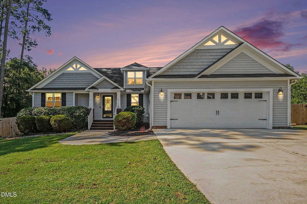 122 Shetland Lane, Smithfield