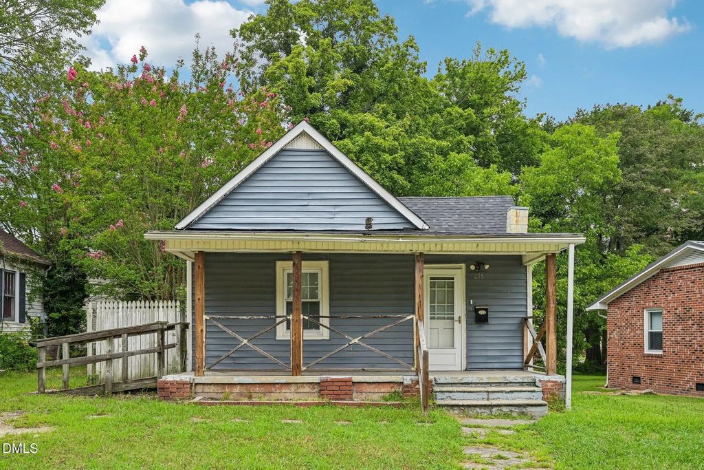 818 Dorsey Avenue, Henderson