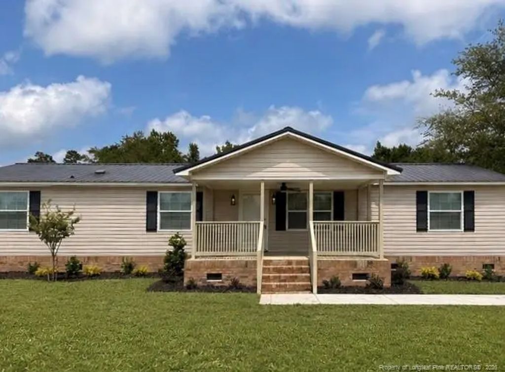 272 Timber Path Road, Fairmont