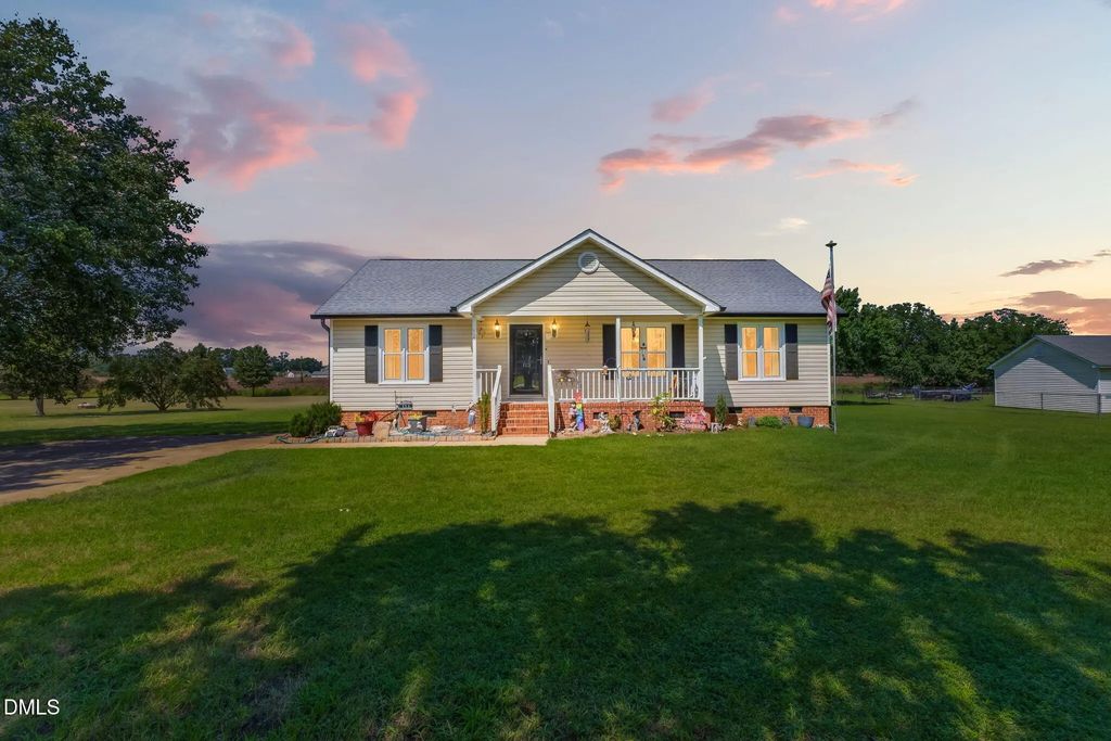 113 Crosswinds Drive, Selma
