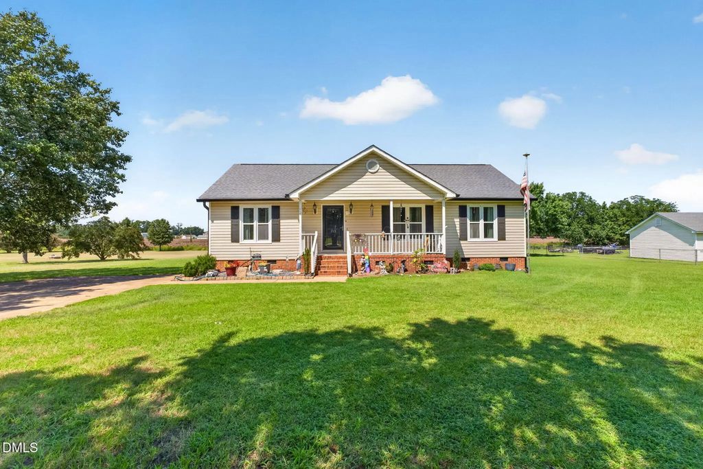 113 Crosswinds Drive, Selma