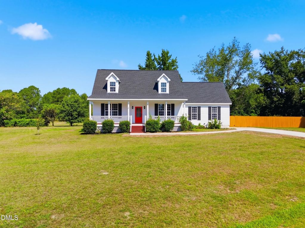 15 Davis Cir Drive, Zebulon