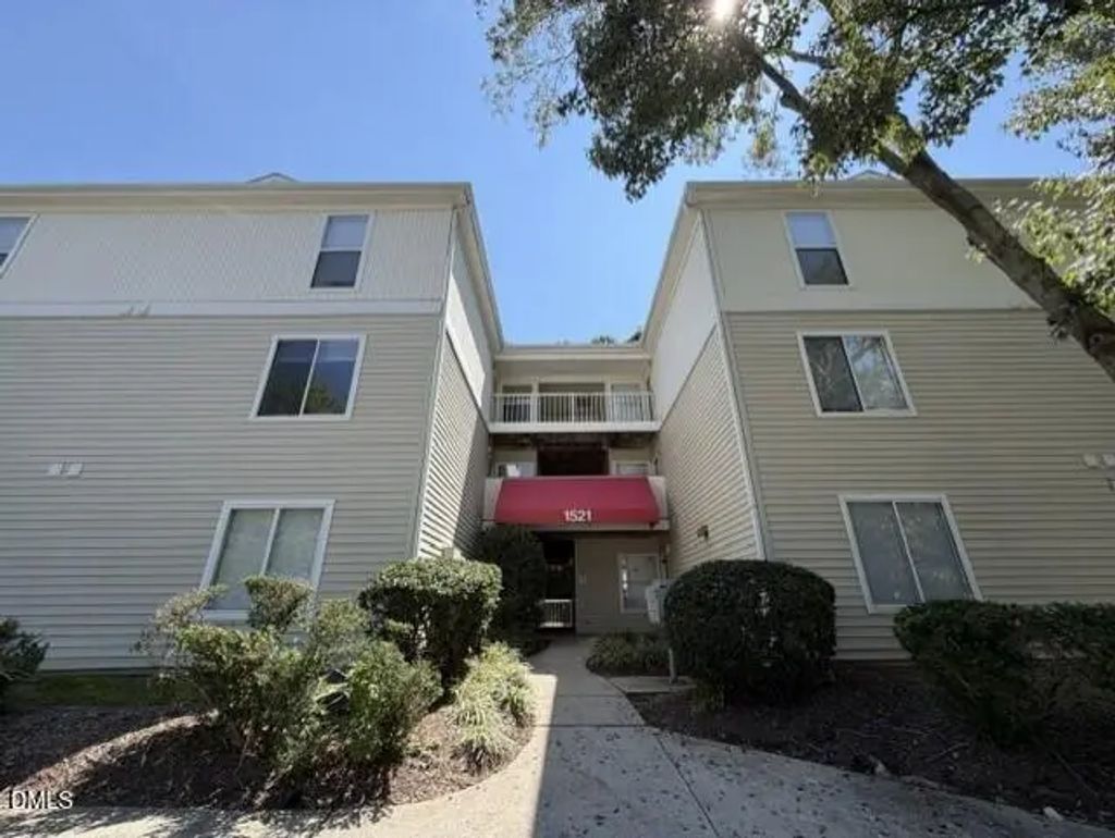 1521 Graduate Lane 104, Raleigh