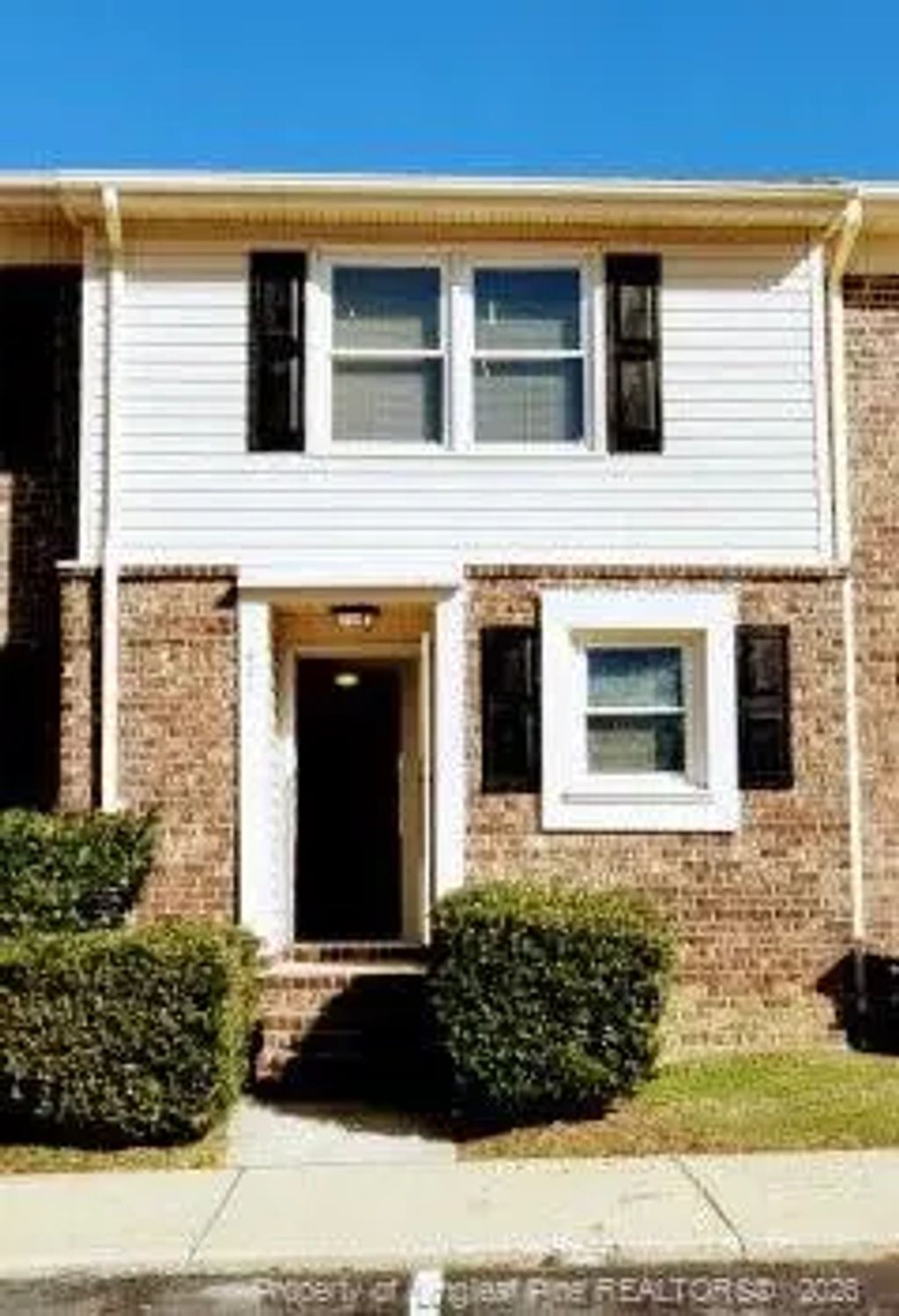 421 Kirkcaldy Court, Fayetteville