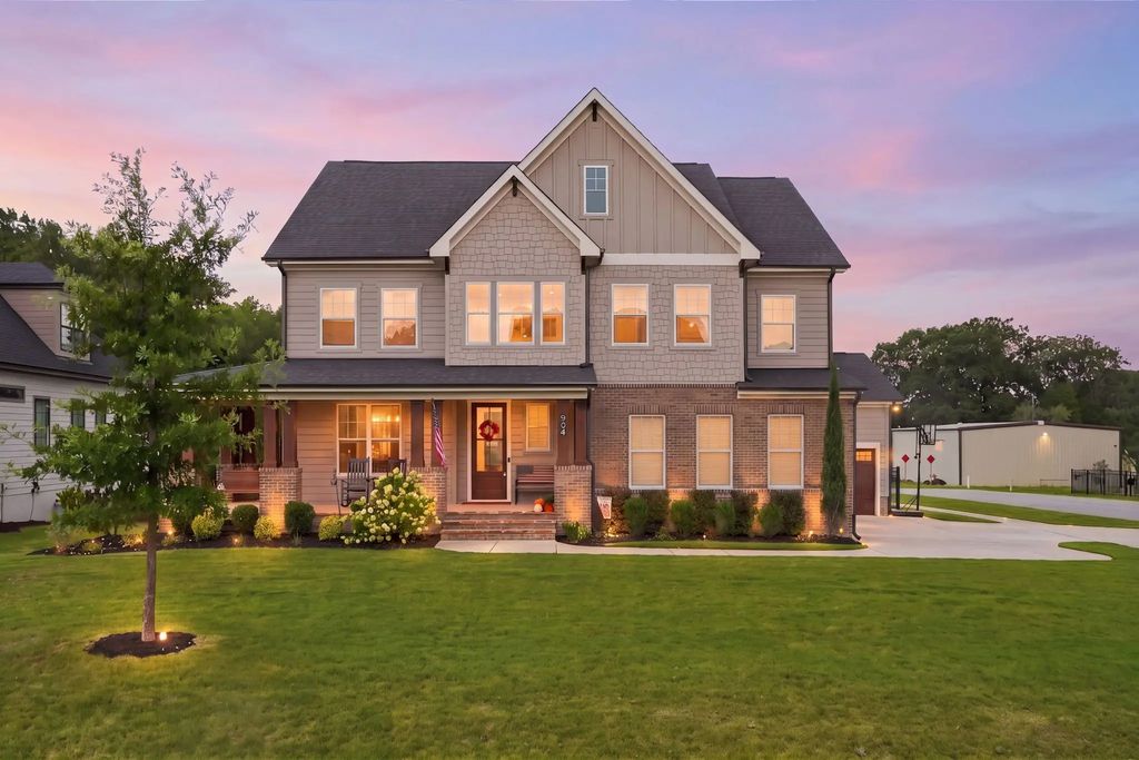 904 Shiloh Hills Drive, Fuquay Varina