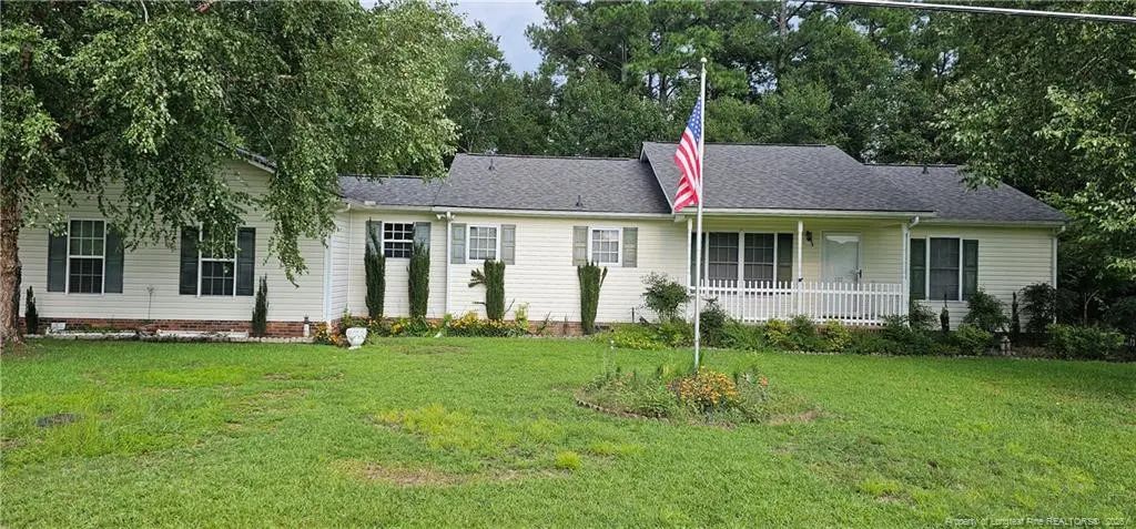 557 N Parker Church Road, Raeford