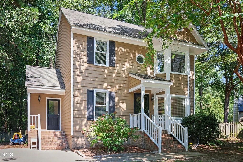 4605 Ellsmere Lane, Raleigh