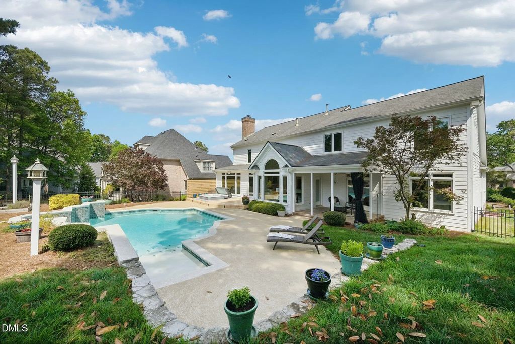 275 Hogans Valley Way, Cary