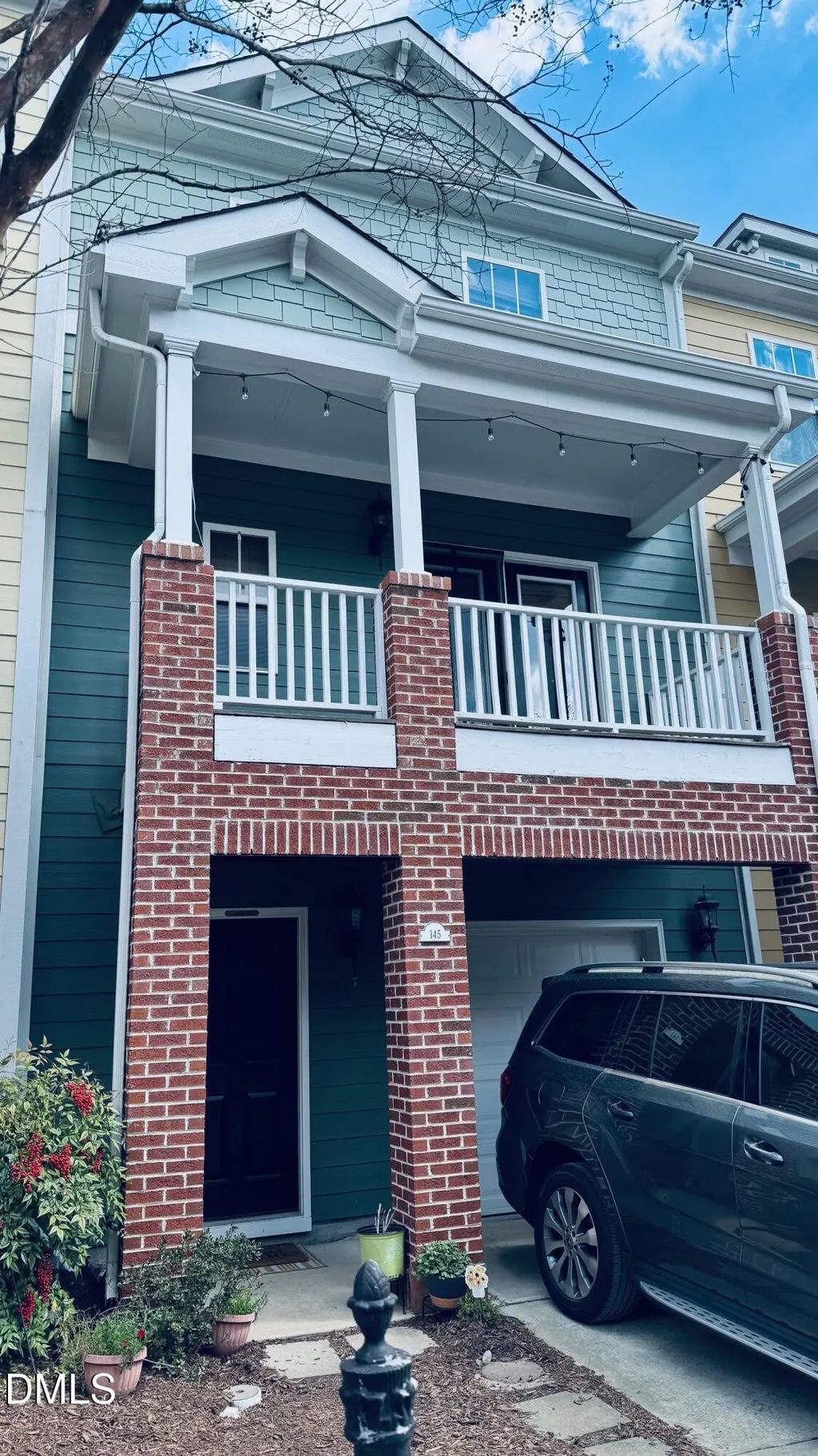 145 Braeside Court, Cary